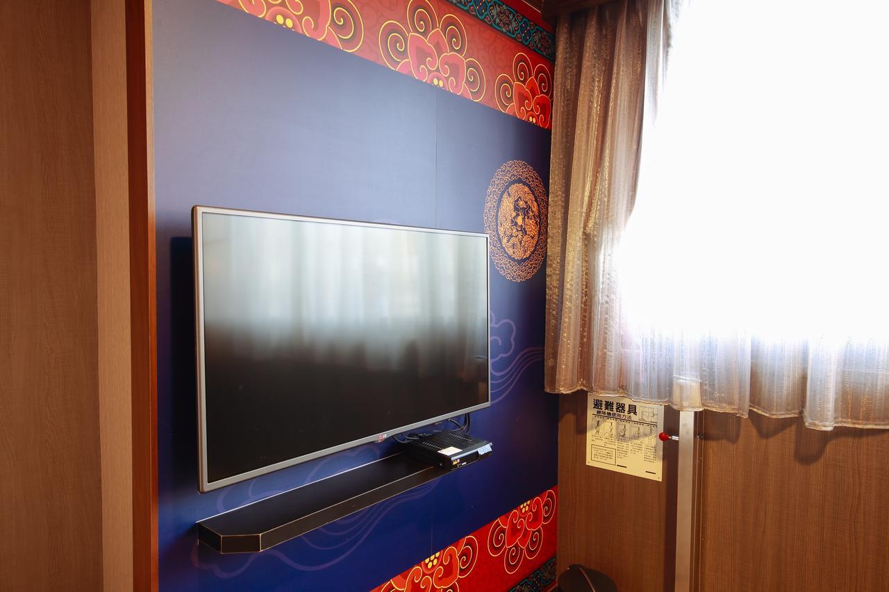Monalisa Hotel Tainan Exterior photo